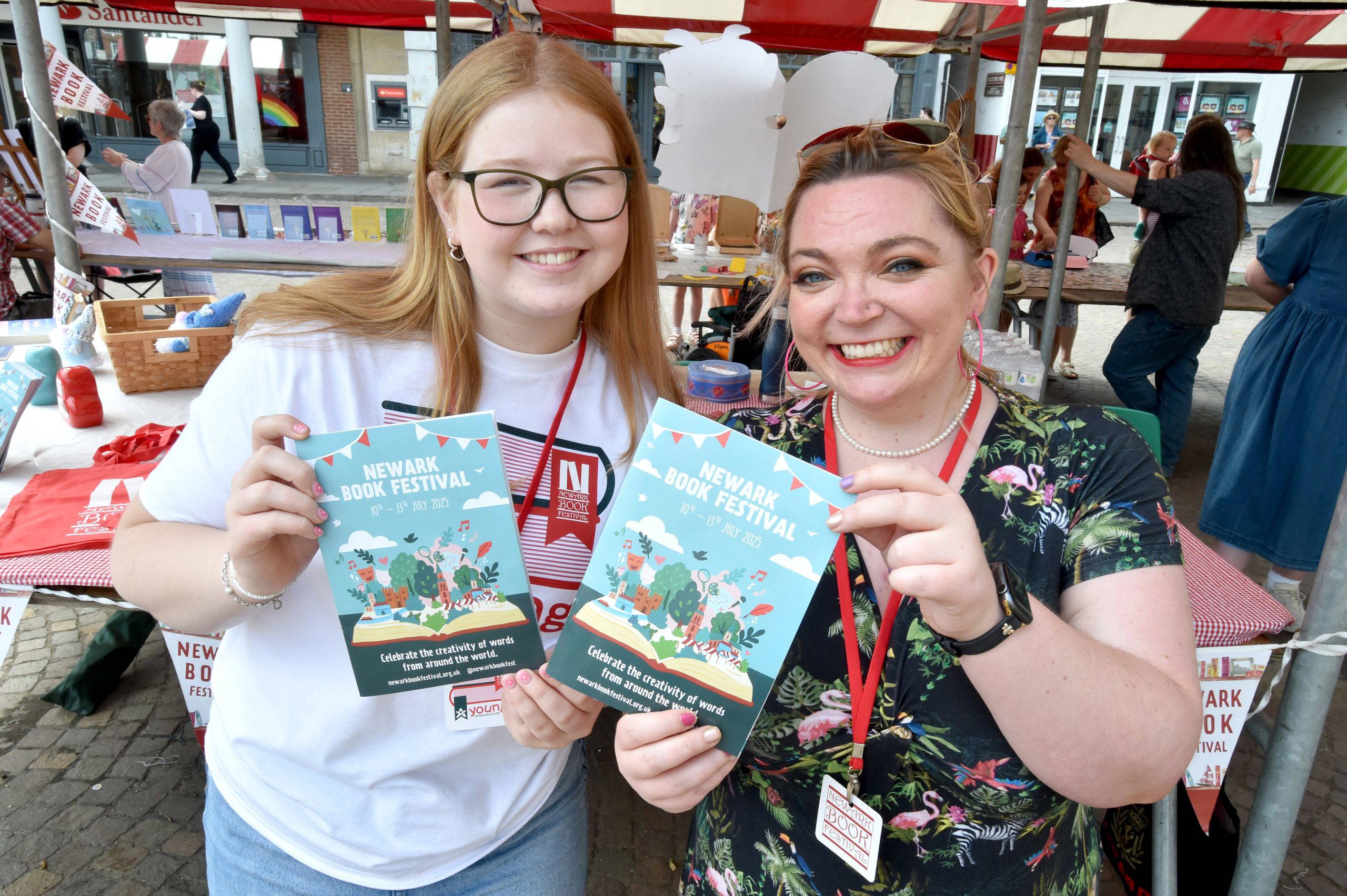 Greatest Show Street Performance at Newark Book Festival 2023