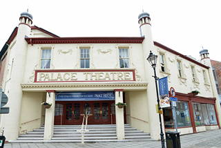 Newark Palace Theatre<br />

